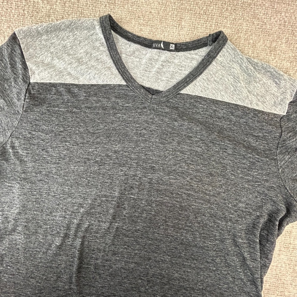 SIVA T-Shirt Mens XL Heather Gray Cotton Short Sleeve Casual V Neck Pullover